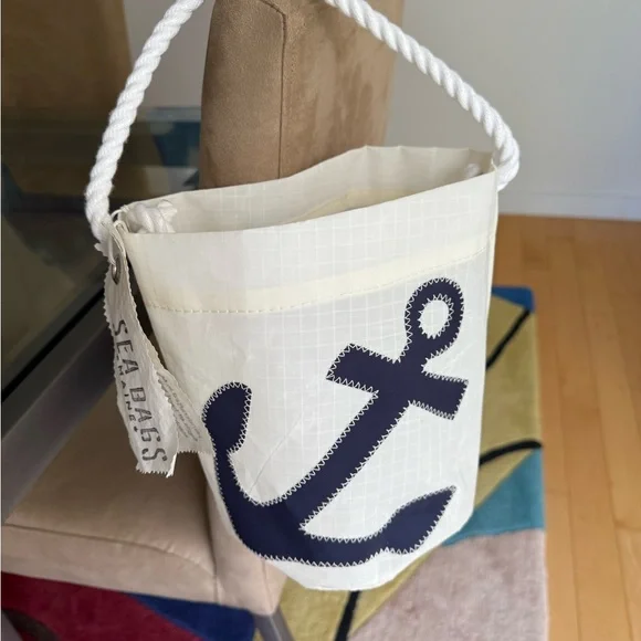 LAST CALL!!! Sea Bags Maine Anchor Tote Bucket Bag - Picture 9 of 12